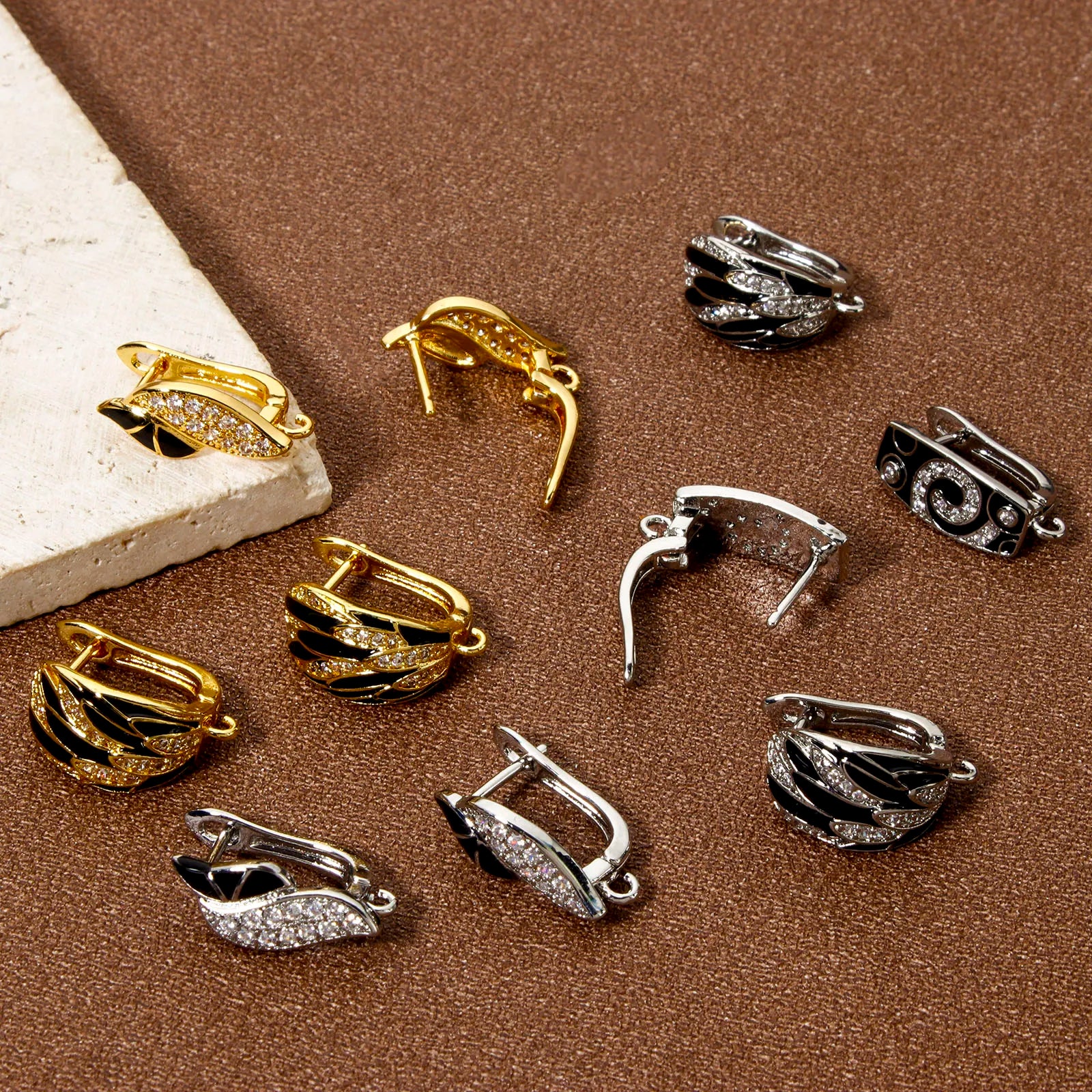 Bouclesd’oreilles 1/2 Pair Brass Micro Pave Hoop Earrings With Loop Black Enamel Clear Cubic Zirconia Earwires Fasteners
Accessories For Earring