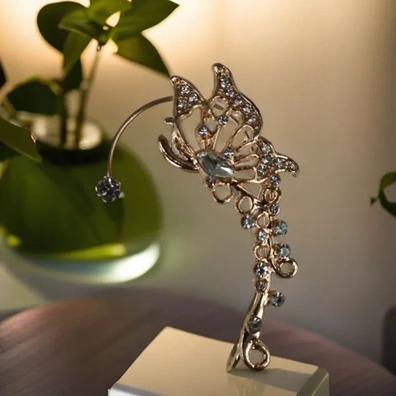 Boucles d’oreilles Newly launched, hot-selling, super shiny butterfly fairy ear clips for non-pierced ears. niche, luxurious and light earrings